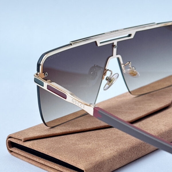 GUCCI Square Gold Frame - Image 3